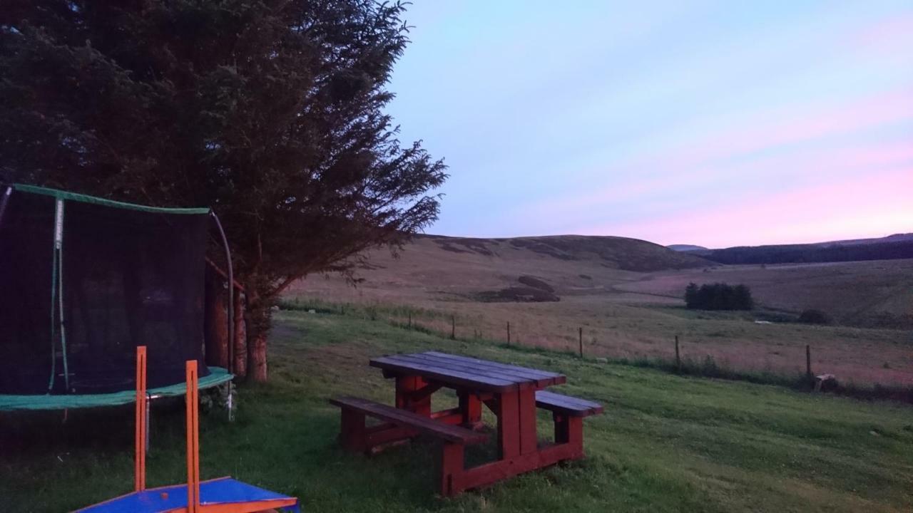 Scotland Paradise Relax Accommodation By Shooting Club Kirriemuir Balintore  Exterior foto